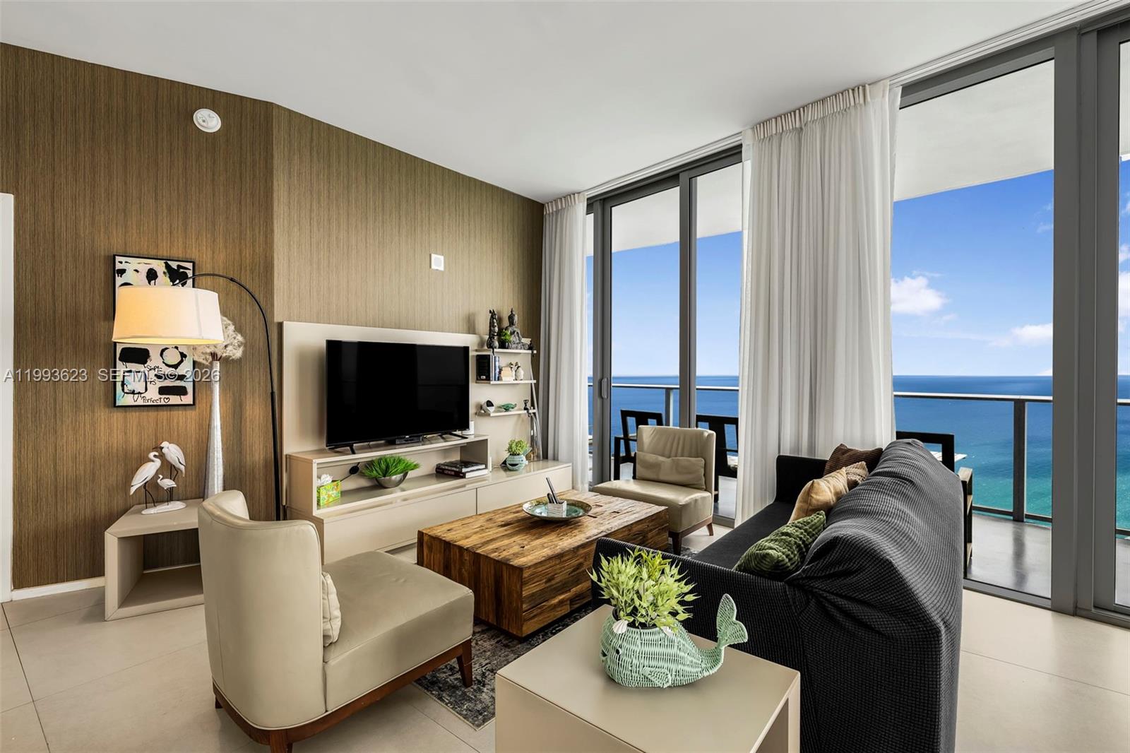 4111 S Ocean Dr Lph1 Property Photo 10