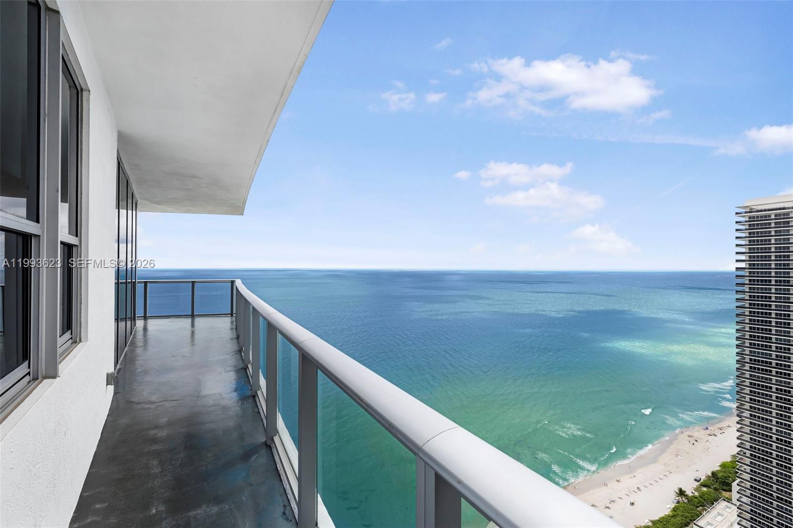 4111 S Ocean Dr Lph1 Property Photo 16