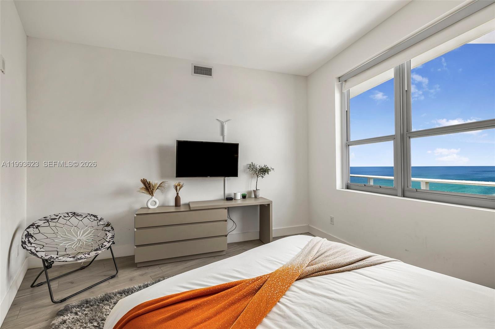 4111 S Ocean Dr Lph1 Property Photo 18