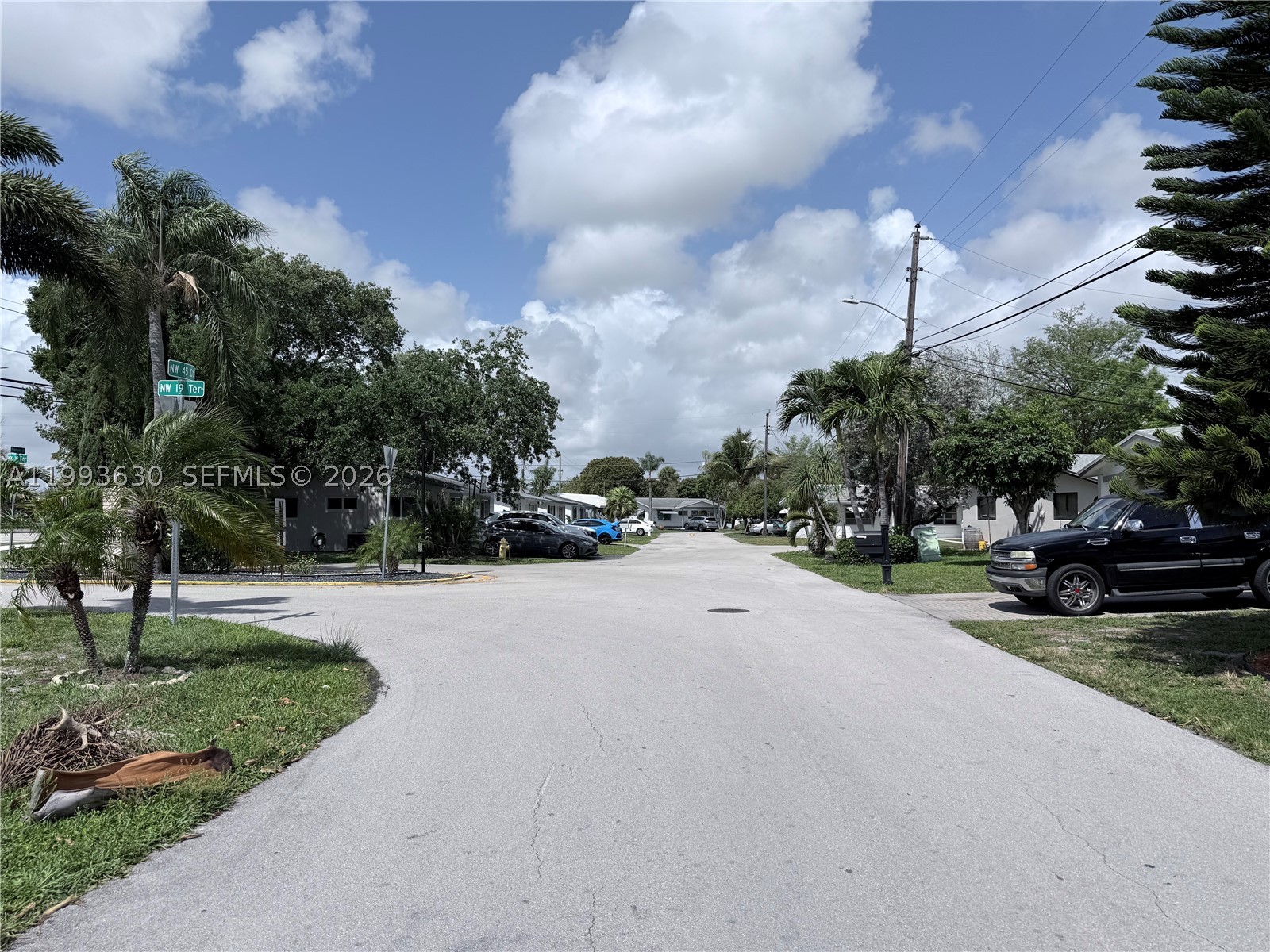 1878 Nw 45th Ct Property Photo 4