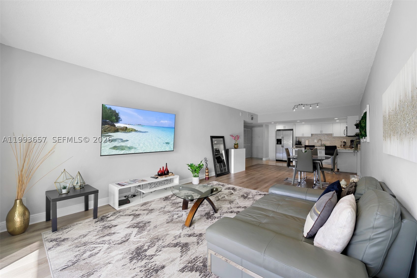 19370 Collins Ave 225 Property Photo 1