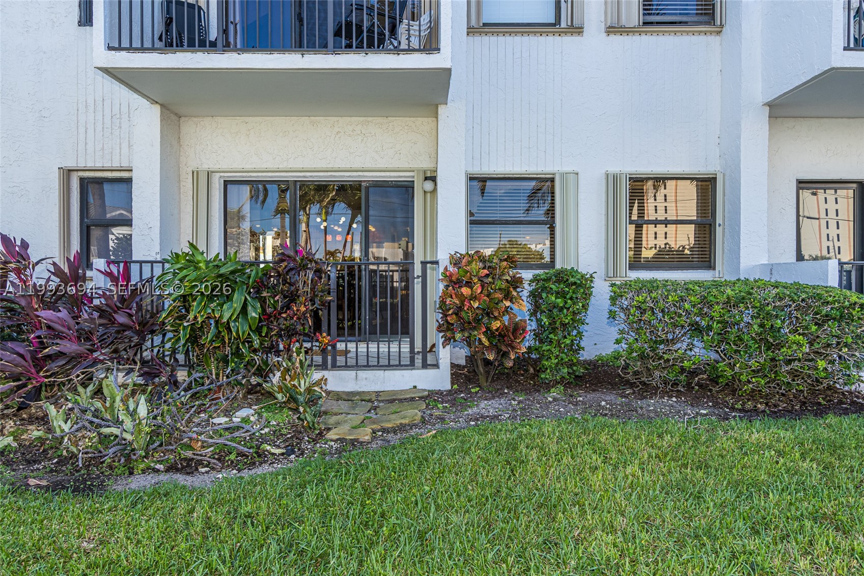 1201 S Ocean Dr 104n Property Photo 17