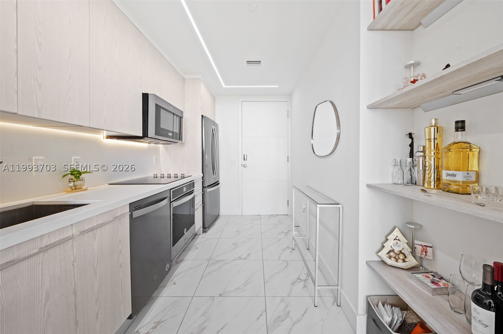 2000 Metropica Way 508 Property Photo 8