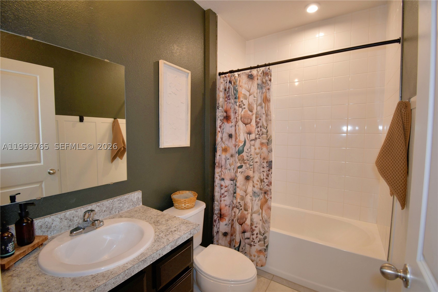 542 Eagle Landing Blvd. Property Photo 9