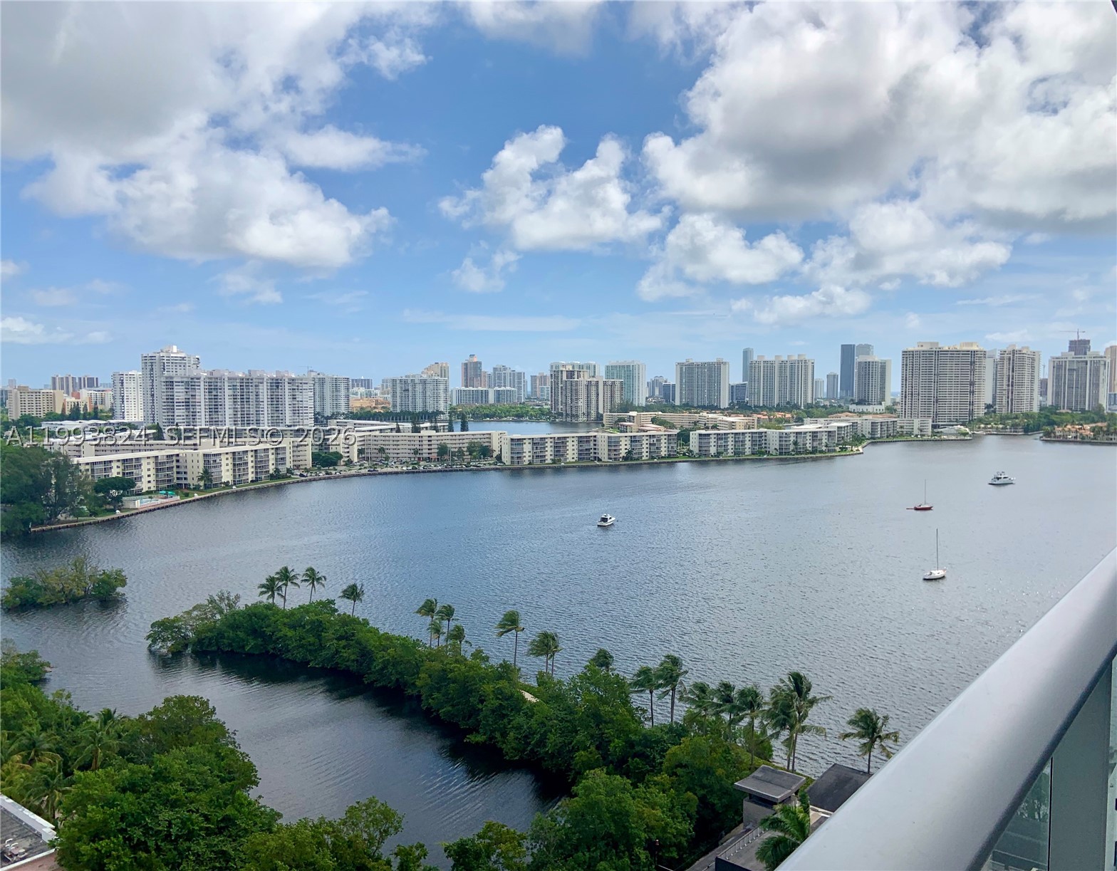 17301 Biscayne Blvd 1602 Property Photo 1
