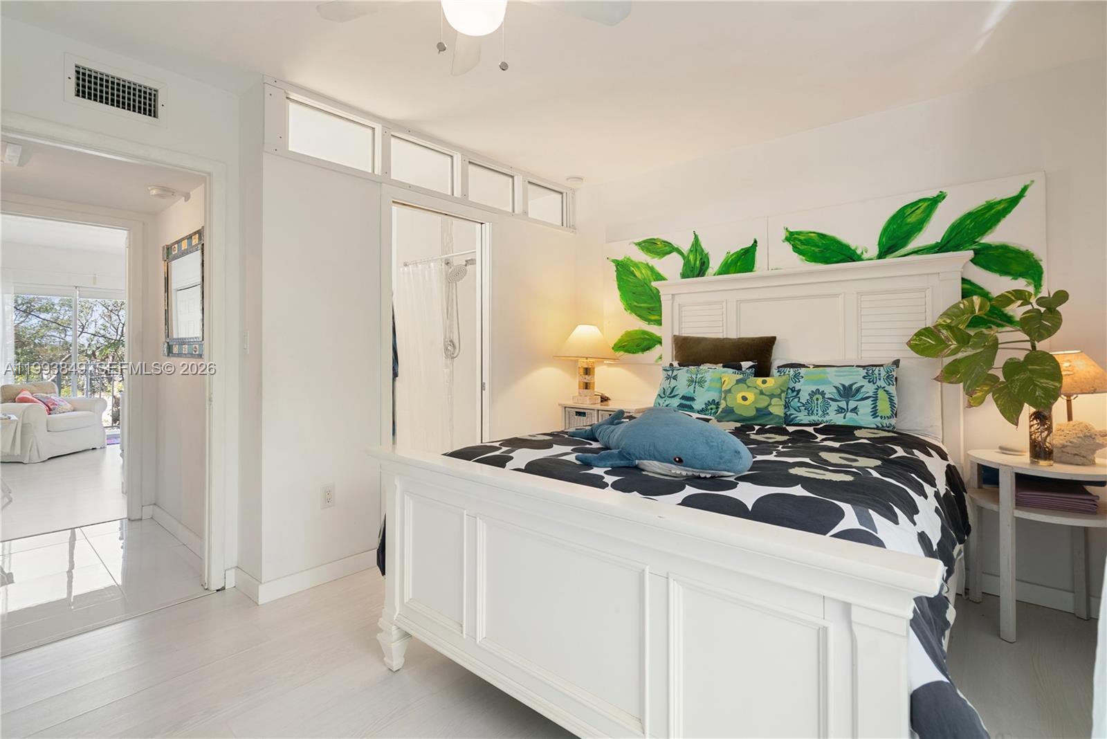 300 Ocean Dr 26 Property Photo 15