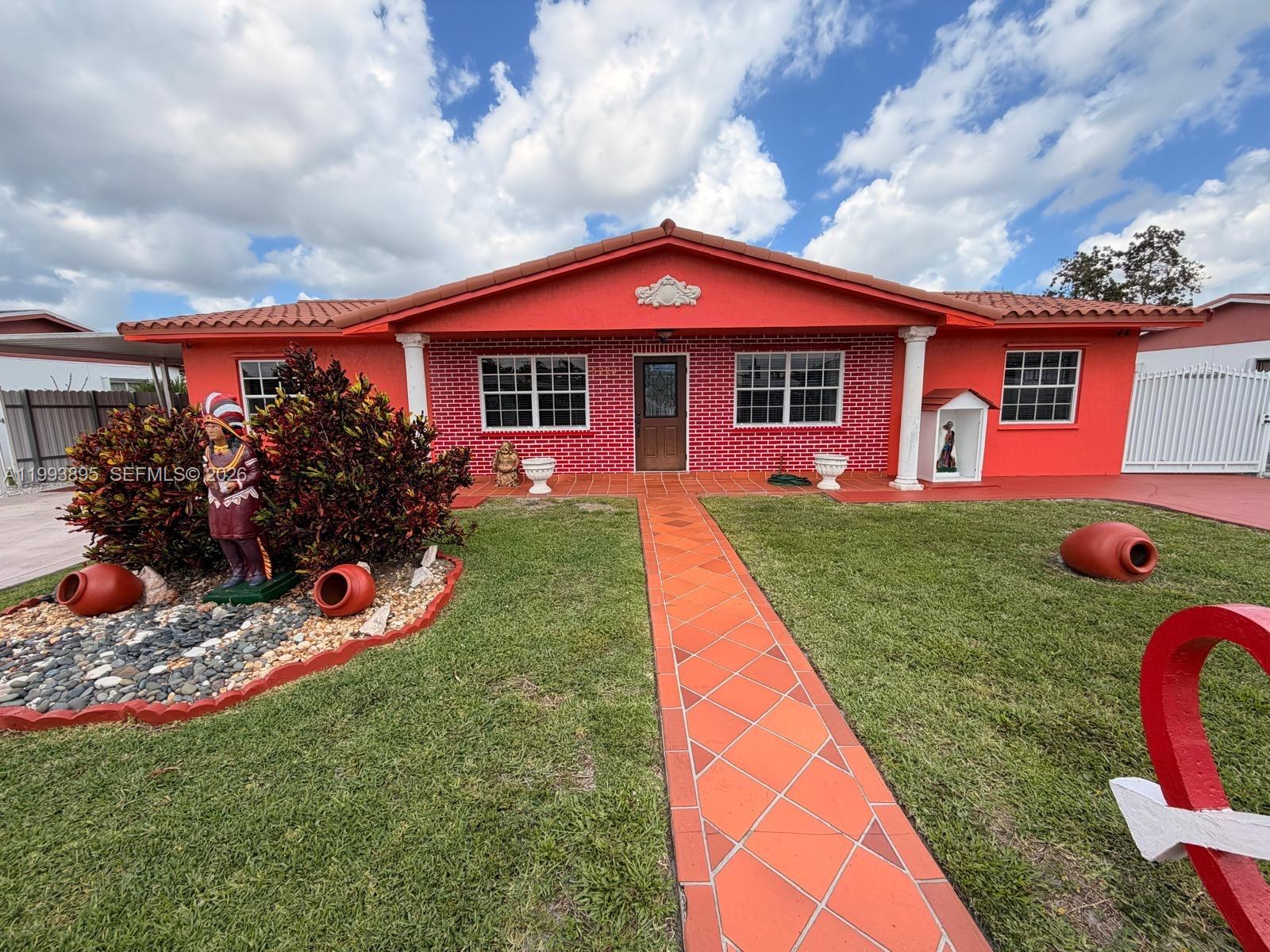 5223 Nw 168th Ter Property Photo 4