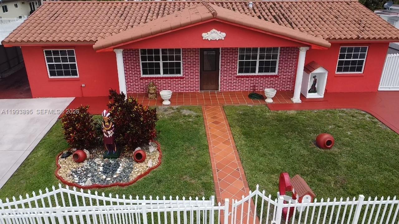 5223 Nw 168th Ter Property Photo 8