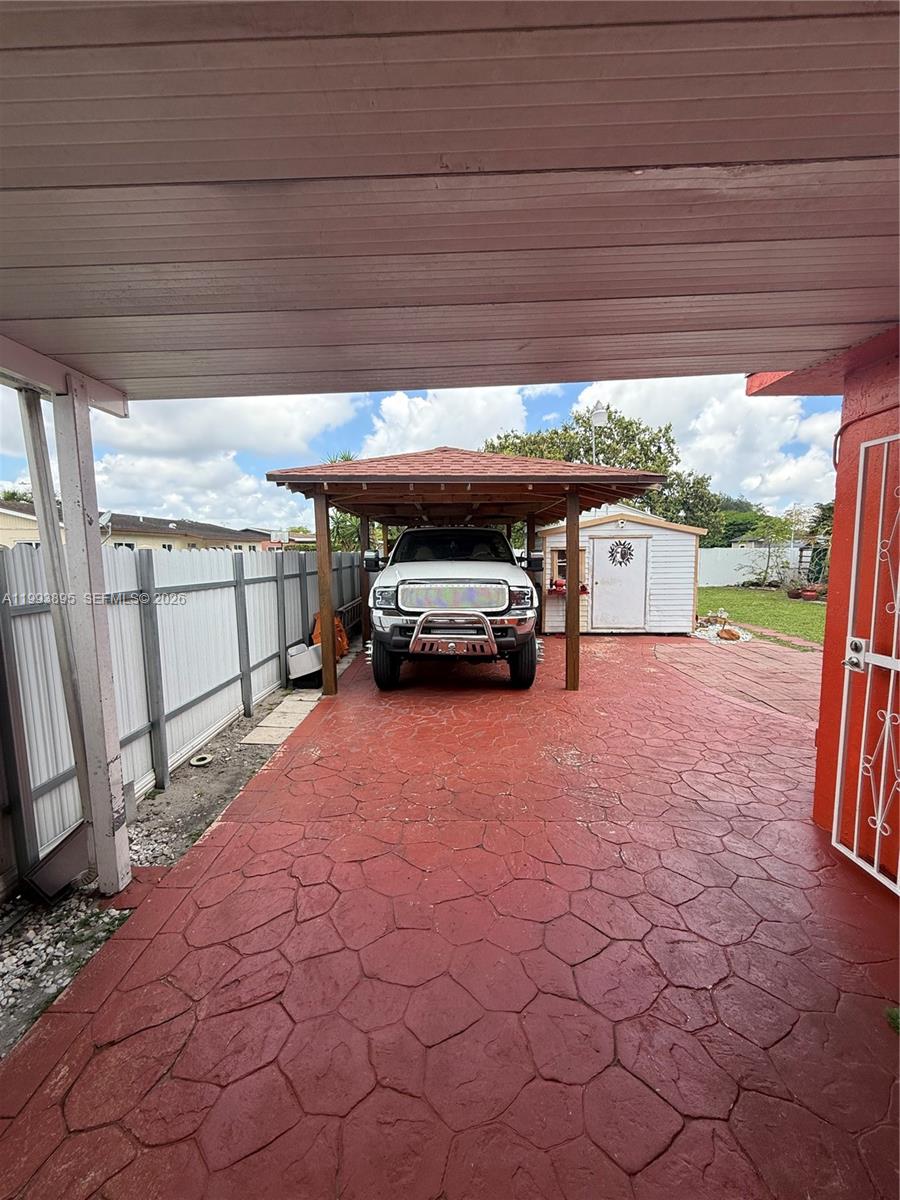 5223 Nw 168th Ter Property Photo 52