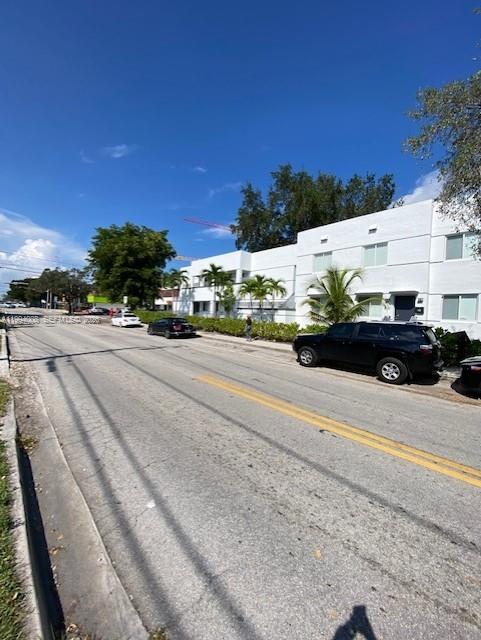 835 Sw 8th Ave Property Photo 5