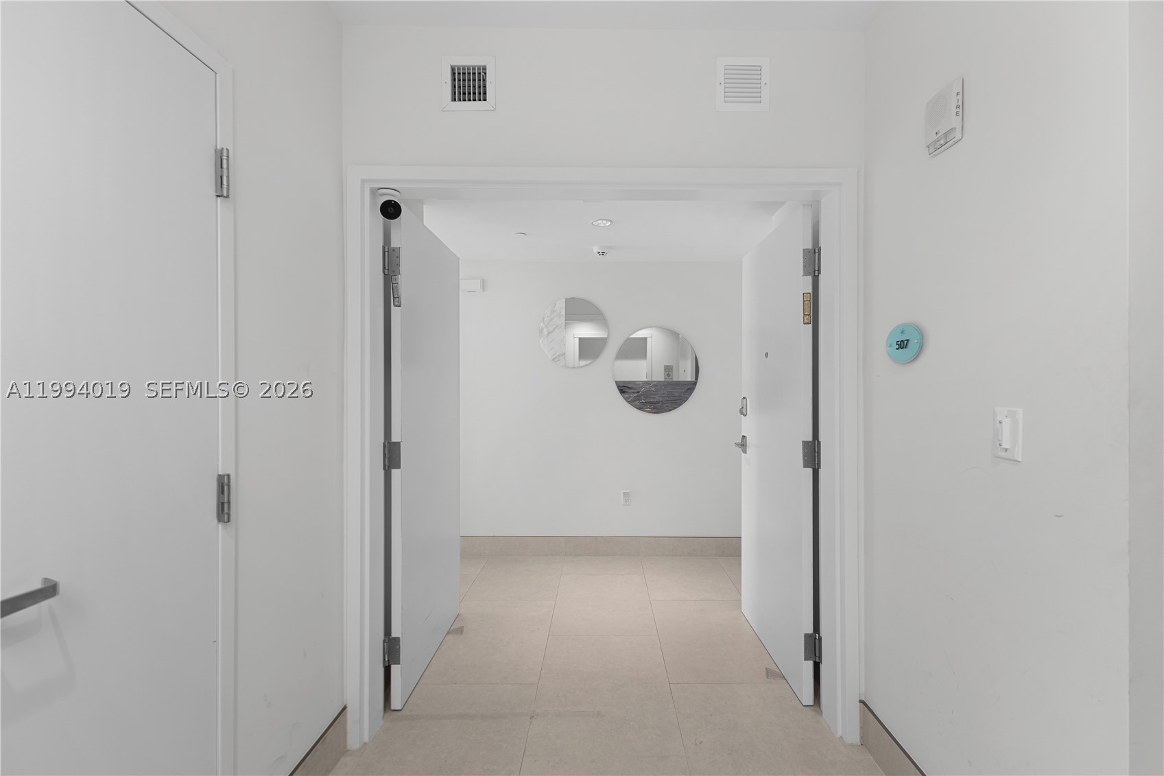 10201 E Bay Harbor Dr 507 Property Photo 13
