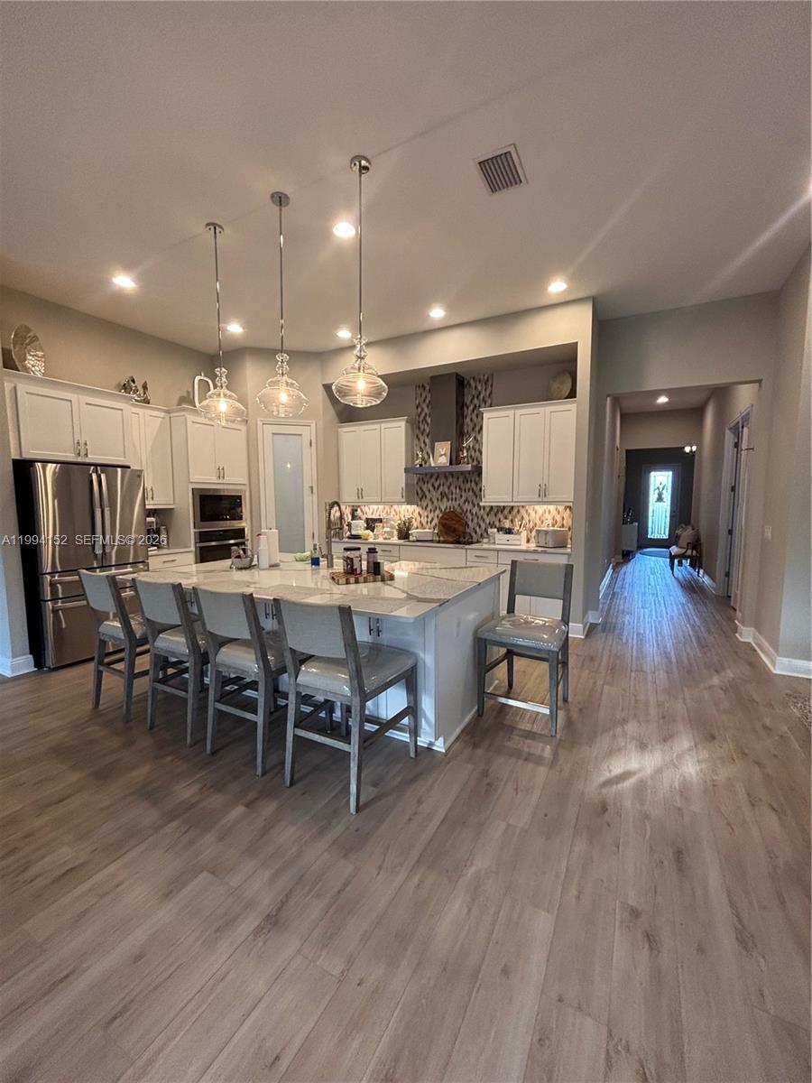 9173 Warm Springs Cir Property Photo 3