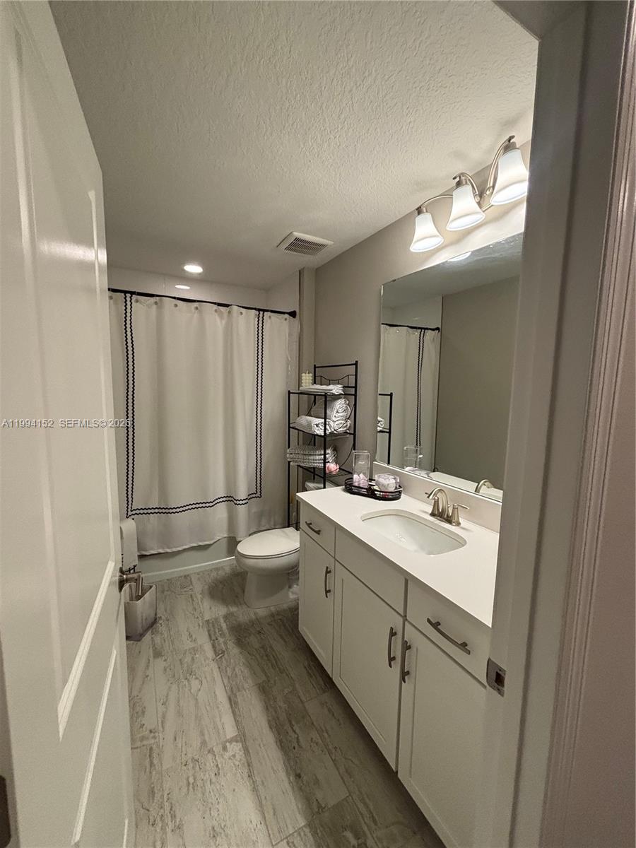 9173 Warm Springs Cir Property Photo 39