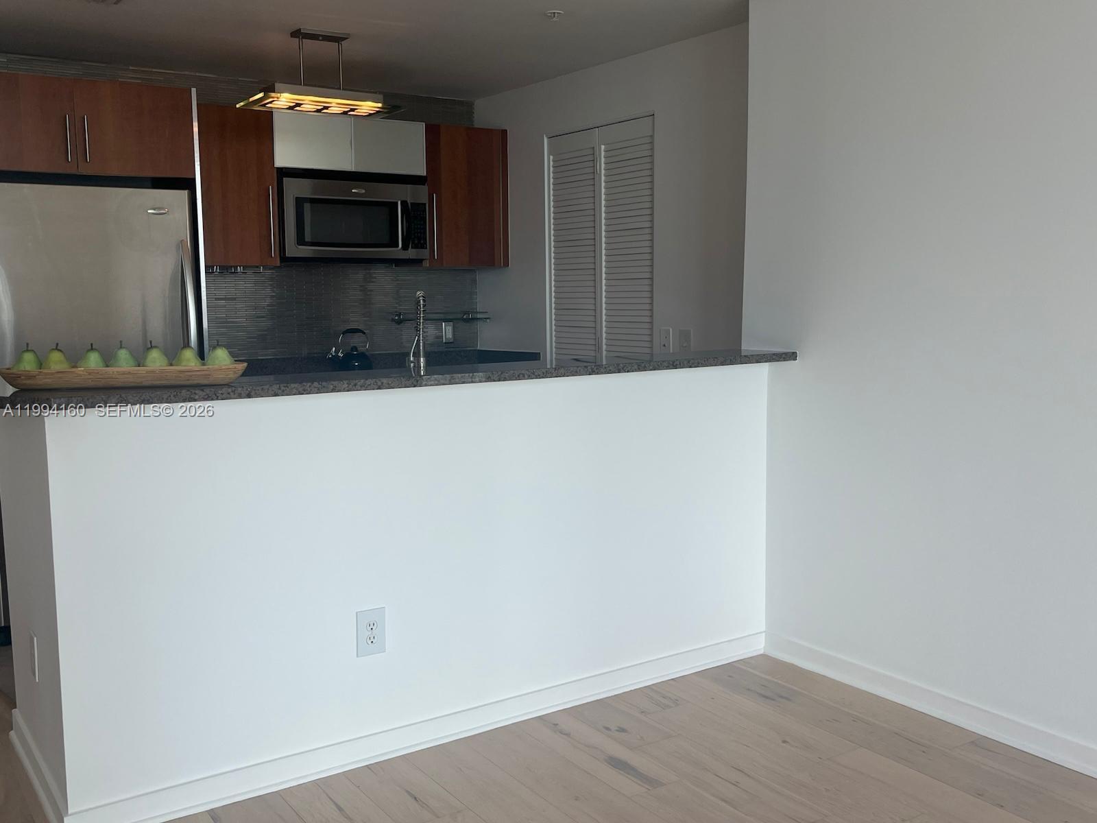 300 S Biscayne Blvd T-2012 Property Photo 5