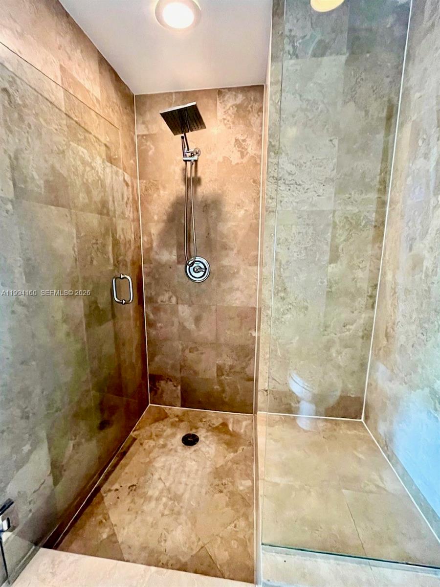 300 S Biscayne Blvd T-2012 Property Photo 14