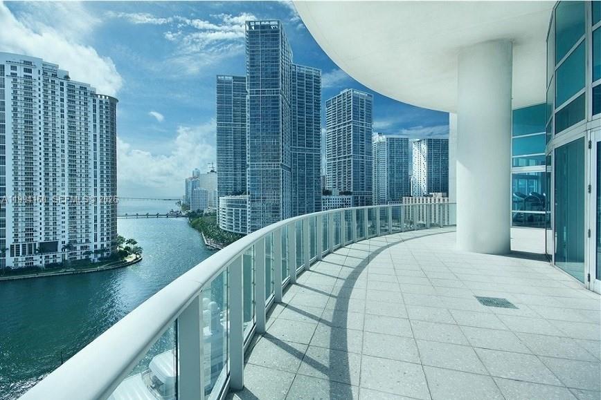 300 S Biscayne Blvd T-2012 Property Photo 33