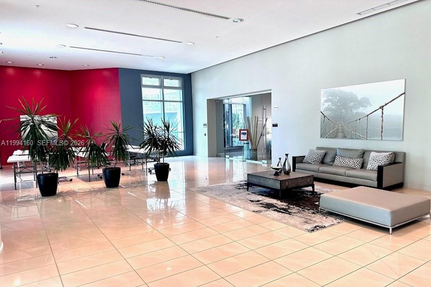 300 S Biscayne Blvd T-2012 Property Photo 43