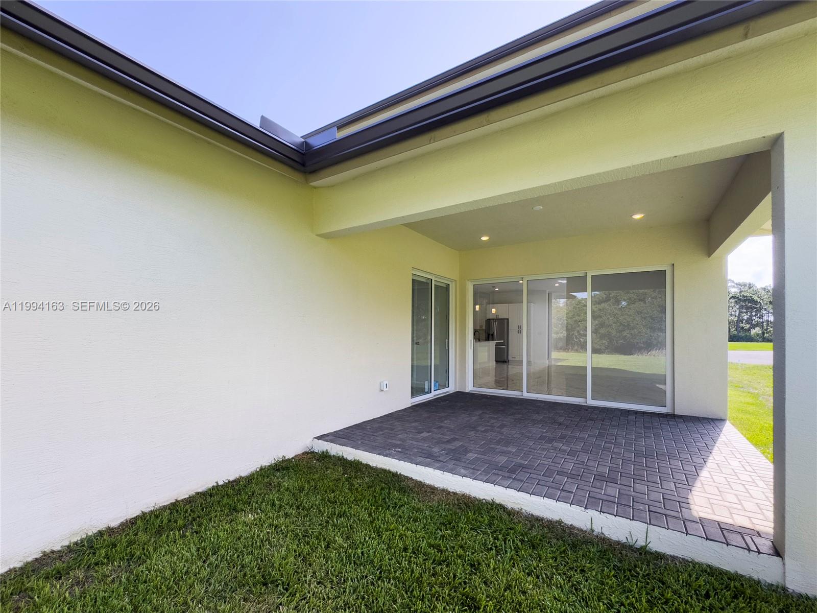 312 Se Via Sangro Property Photo 6