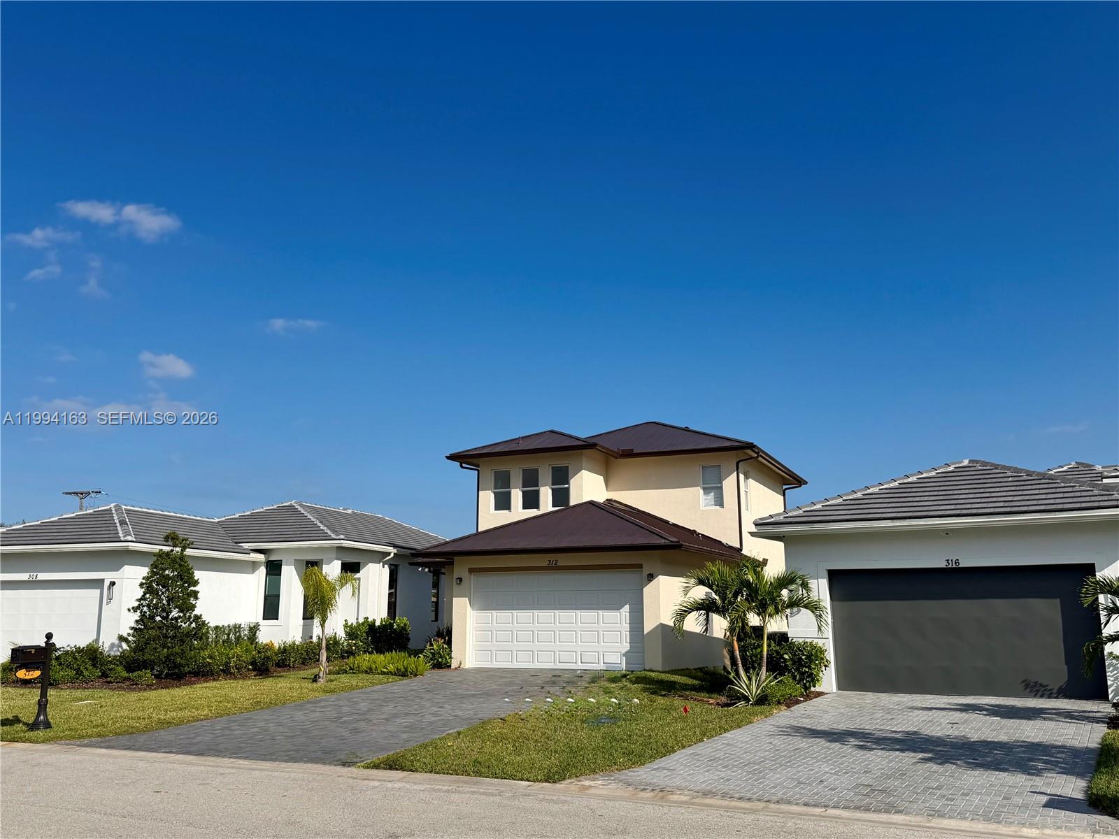312 Se Via Sangro Property Photo 8