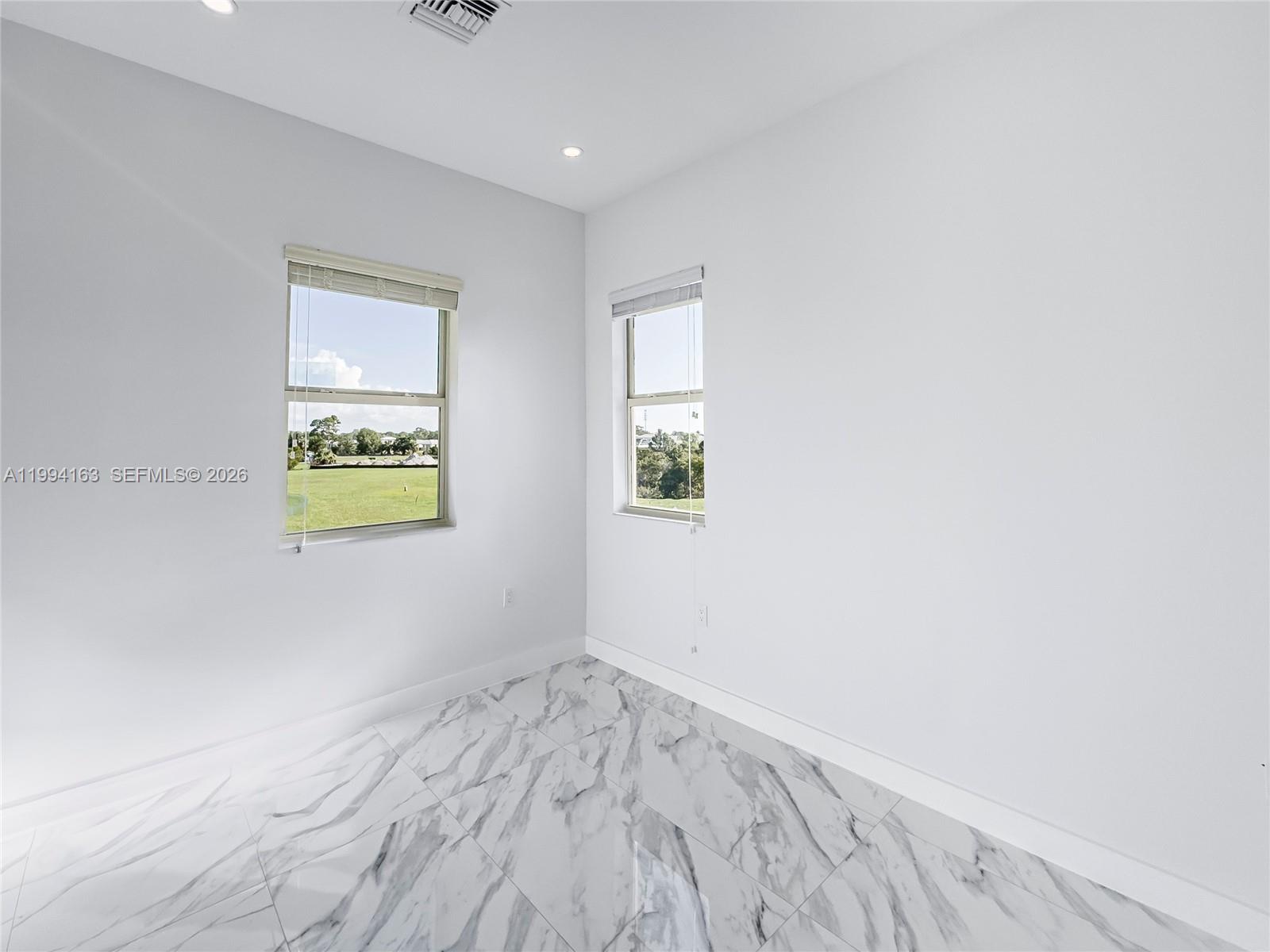 312 Se Via Sangro Property Photo 53