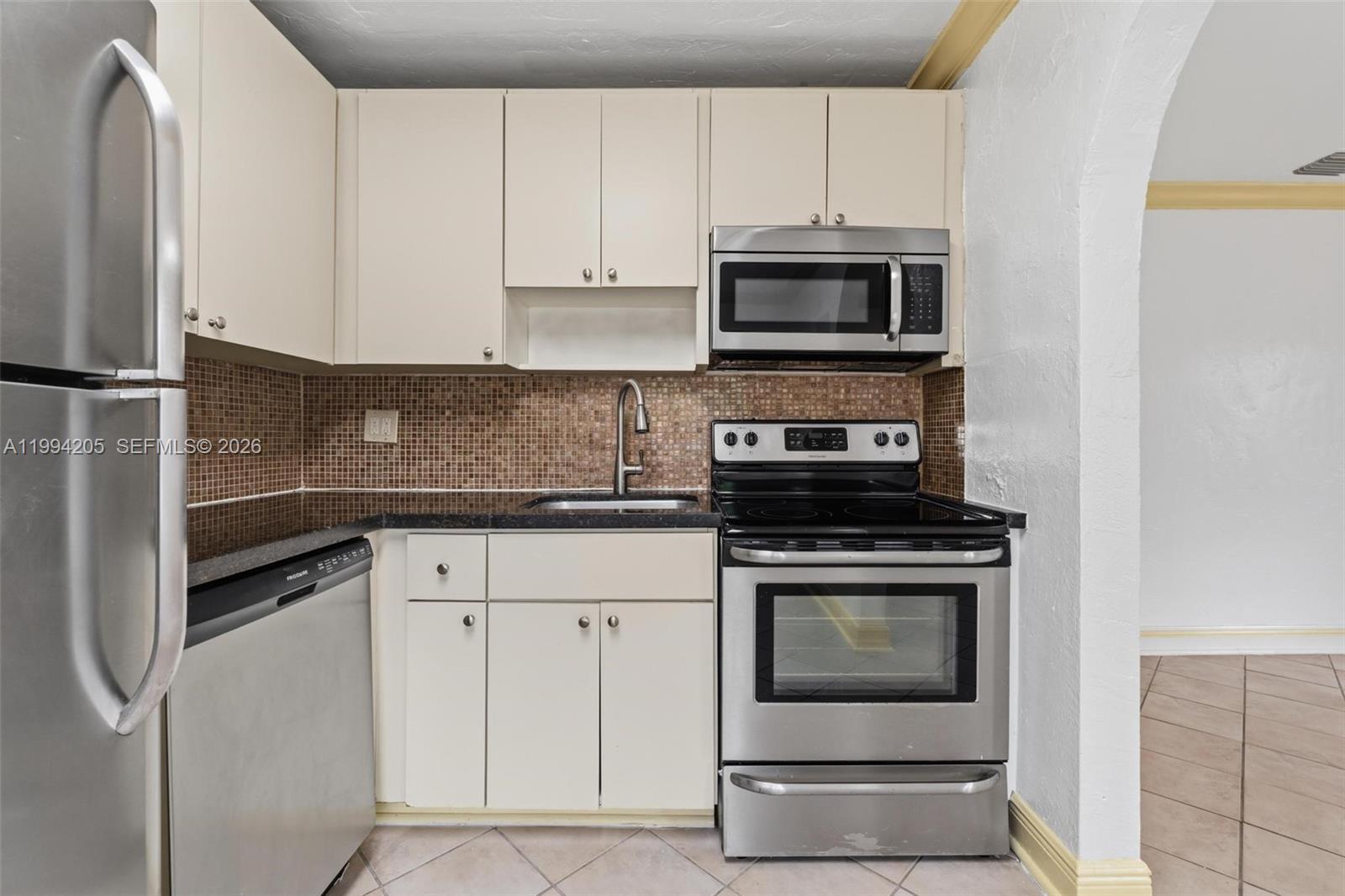 3147 Mcdonald St Property Photo 10