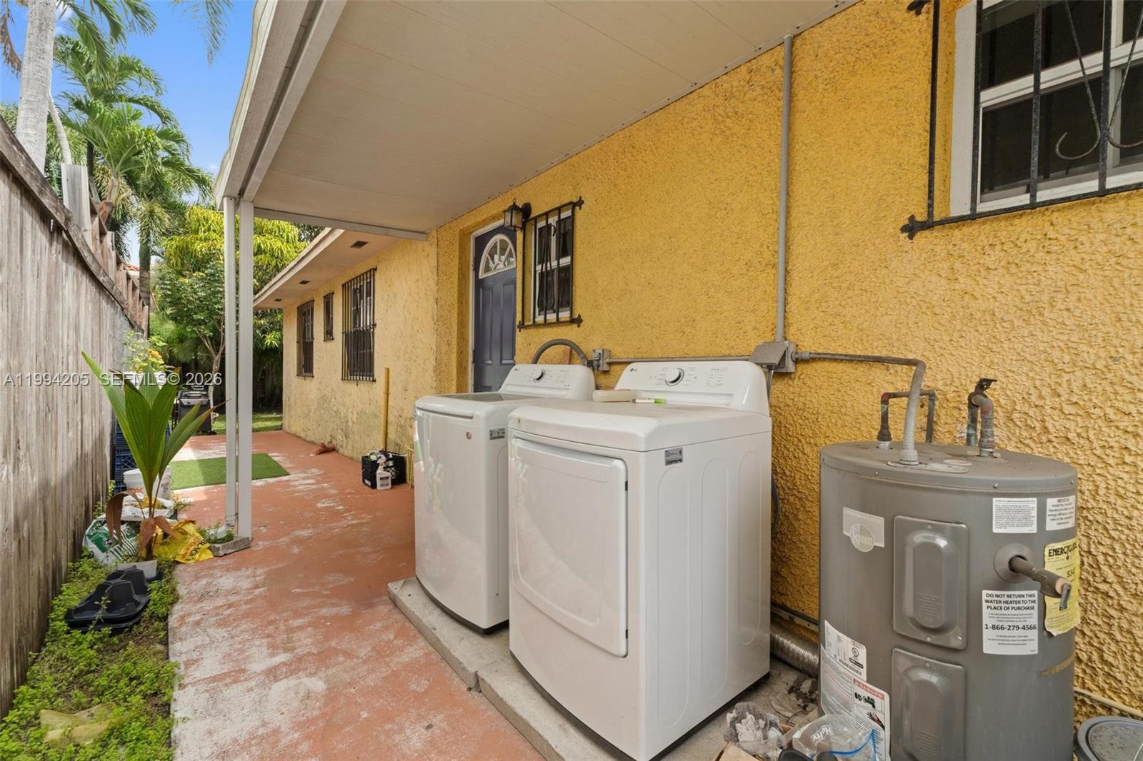 3147 Mcdonald St Property Photo 34