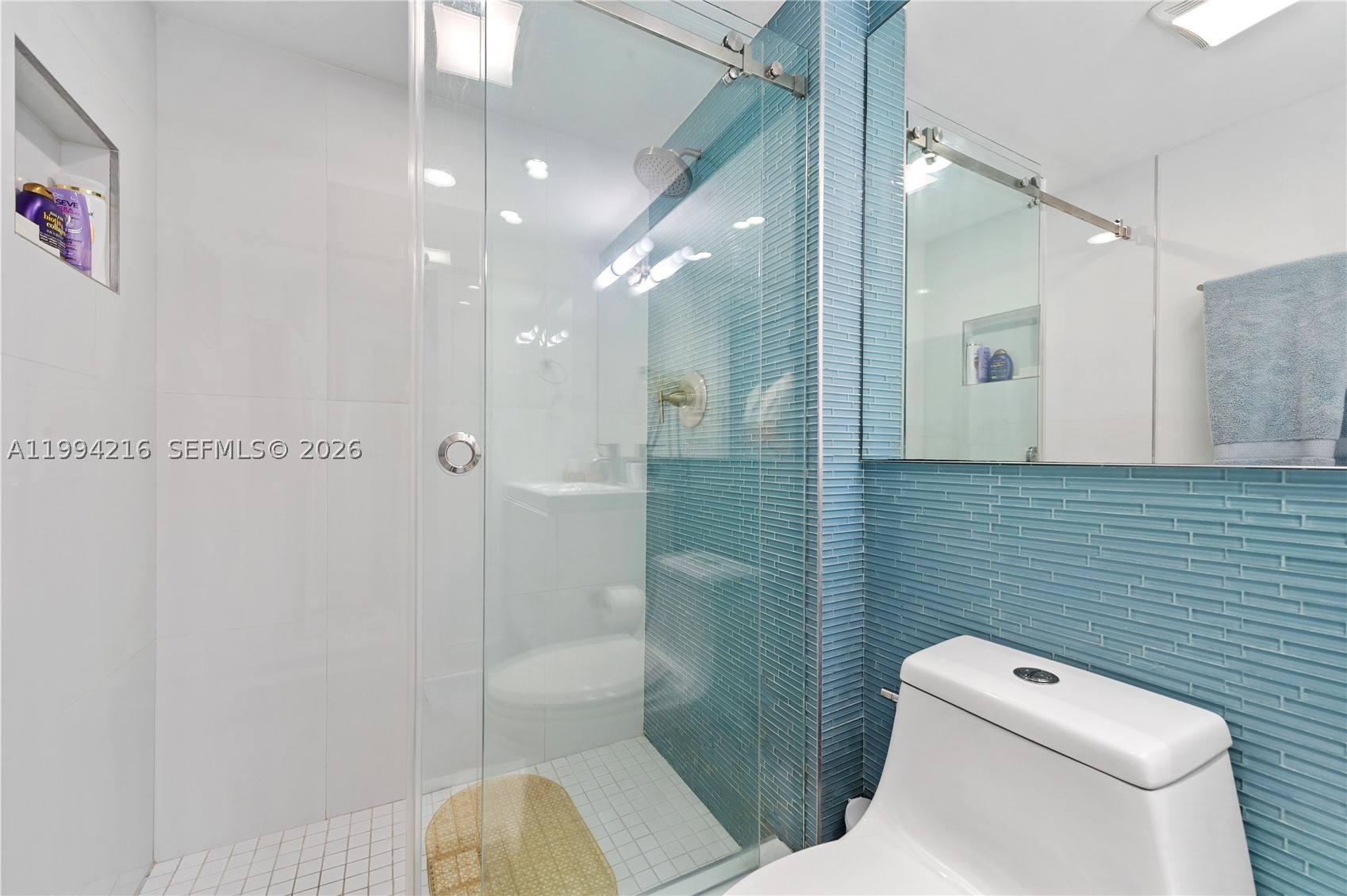 100 Bayview Dr 507 Property Photo 28