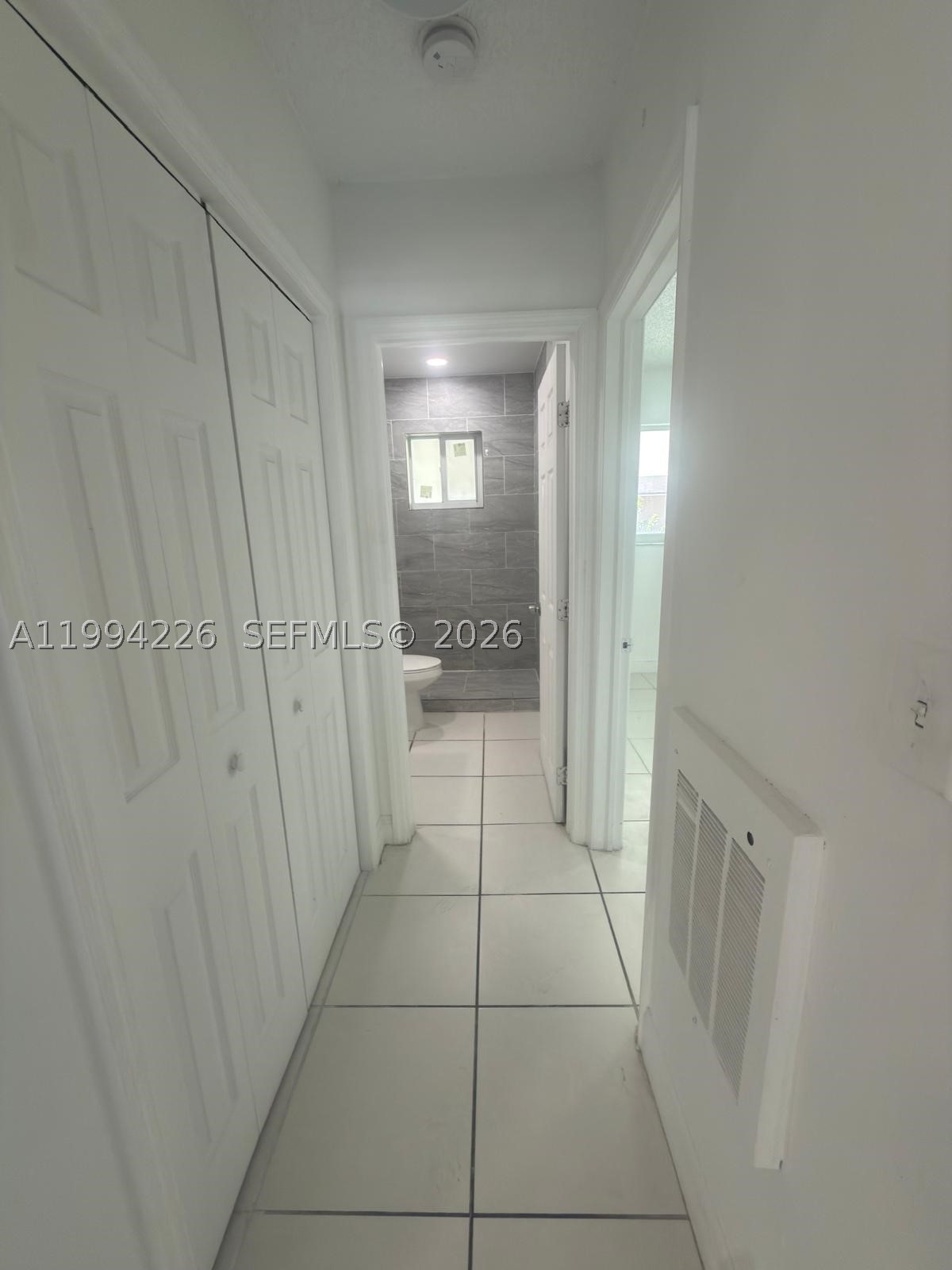 2622 Nw 24th St 3b Property Photo 4