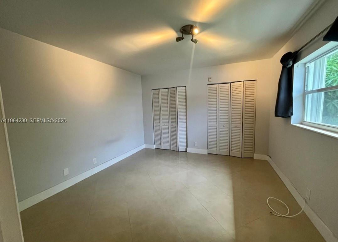 1824 Monroe St 14 Property Photo 3