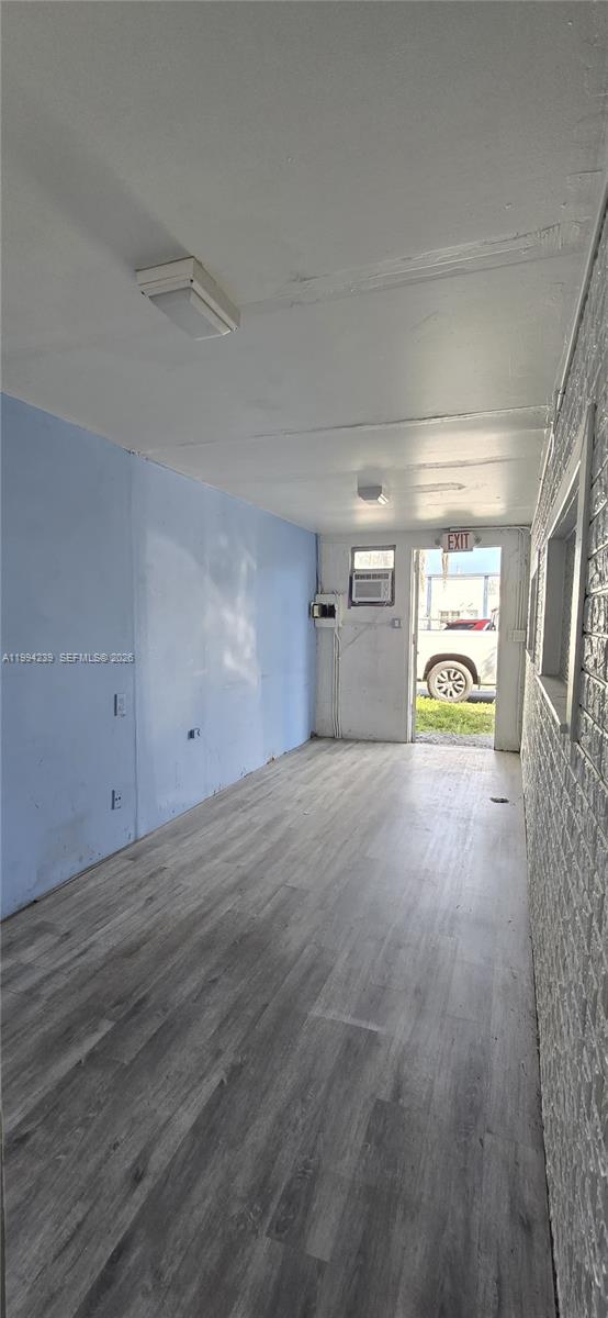 1824 Monroe St 14 Property Photo 11