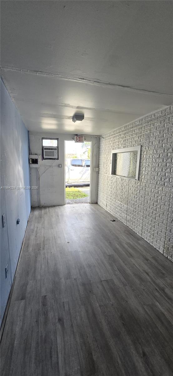 1824 Monroe St 14 Property Photo 13