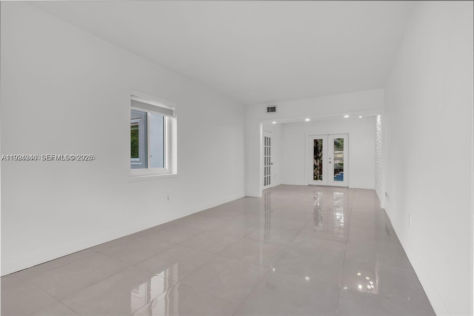 3800 Charles Ter Property Photo 11