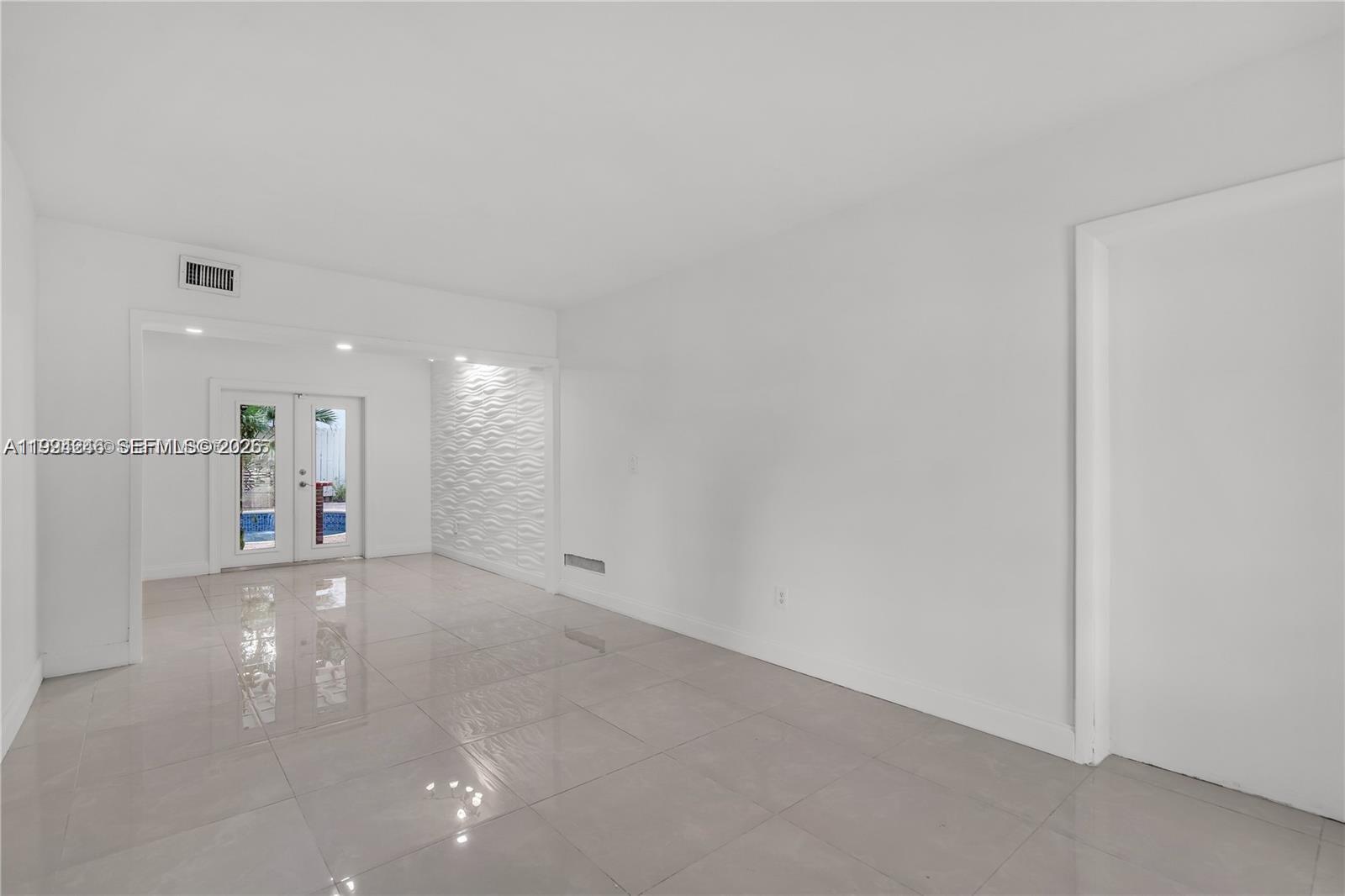 3800 Charles Ter Property Photo 12