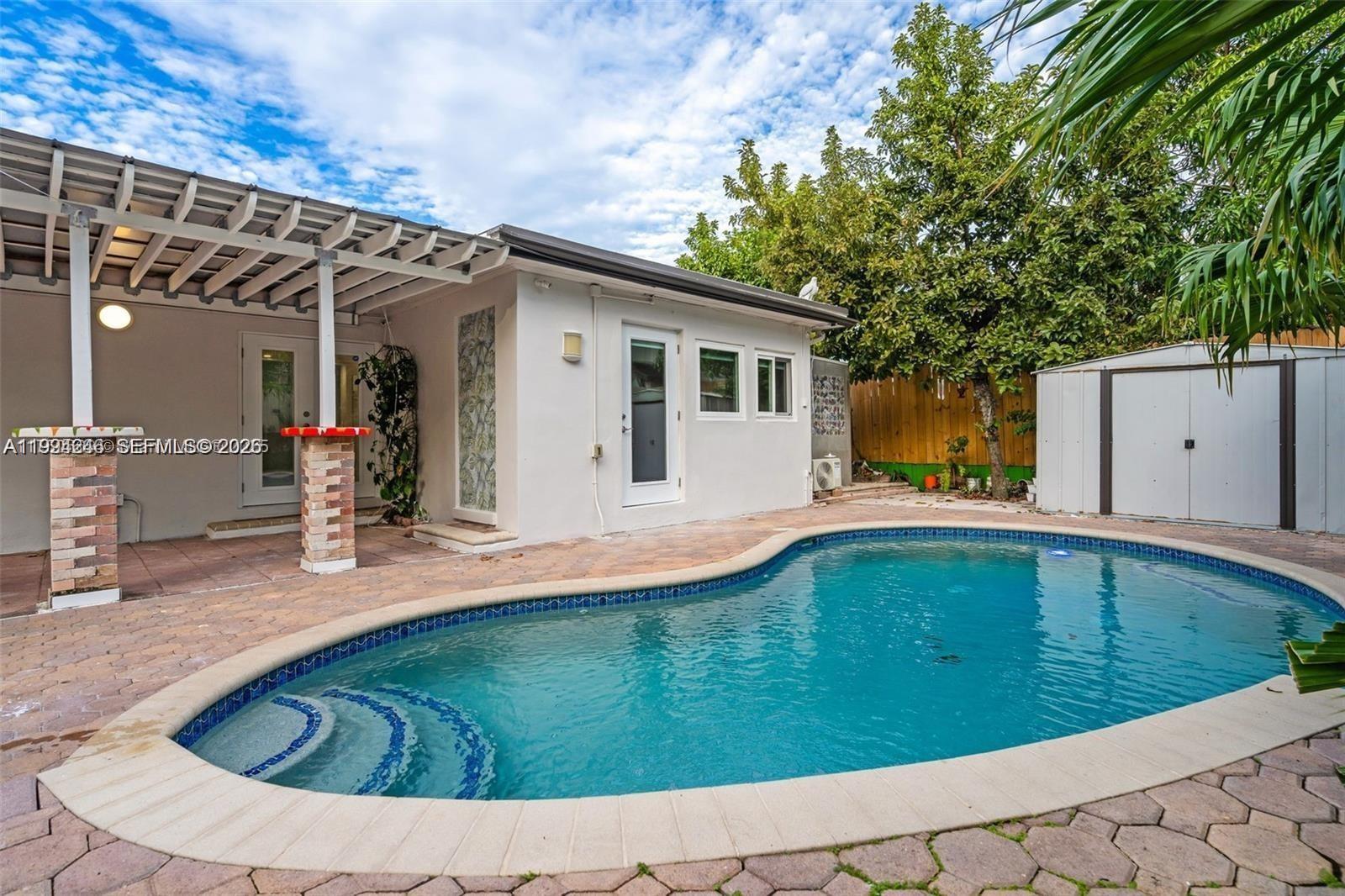 3800 Charles Ter Property Photo 15