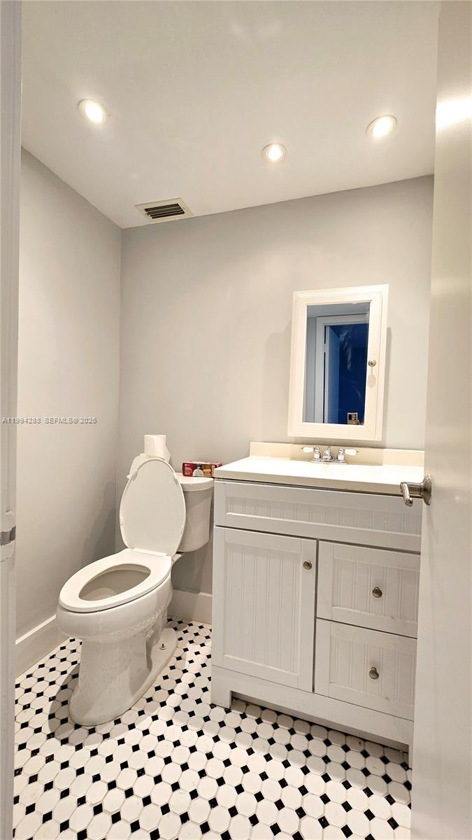 1811 Jefferson St 202 Property Photo 7
