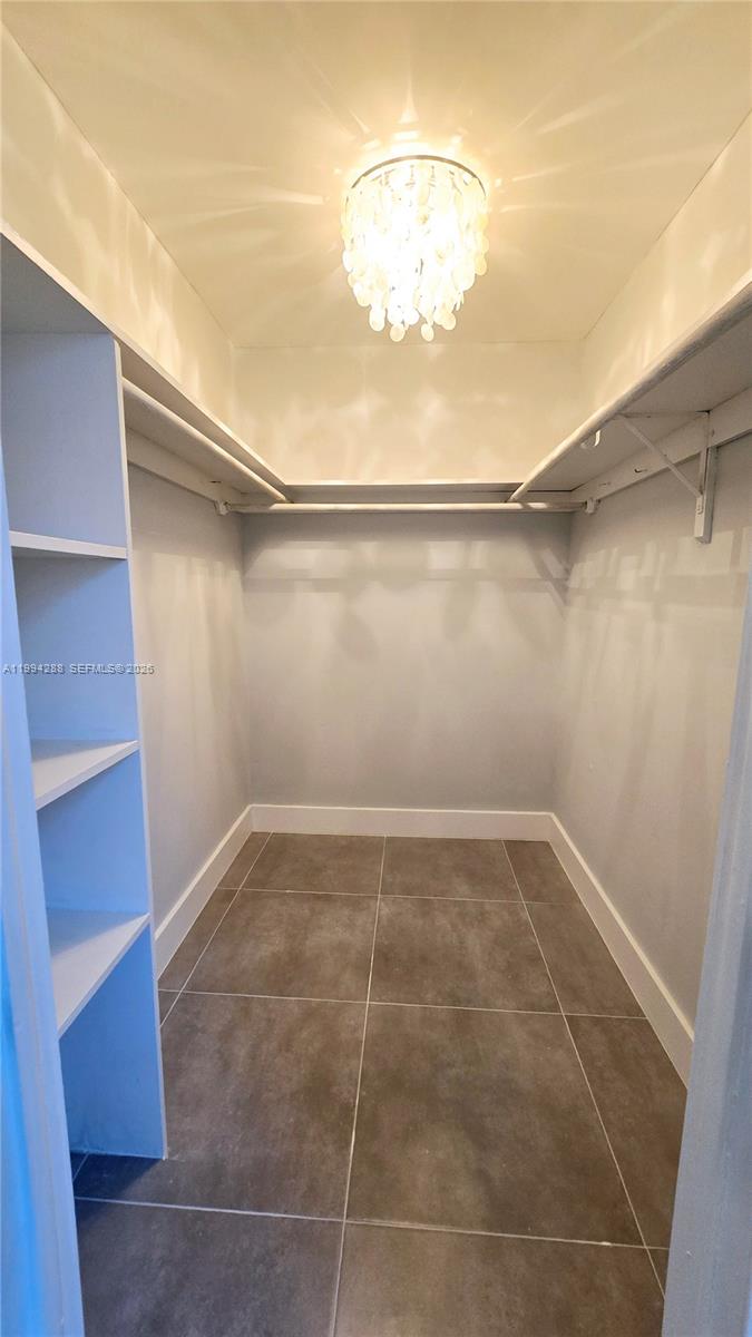 1811 Jefferson St 202 Property Photo 9