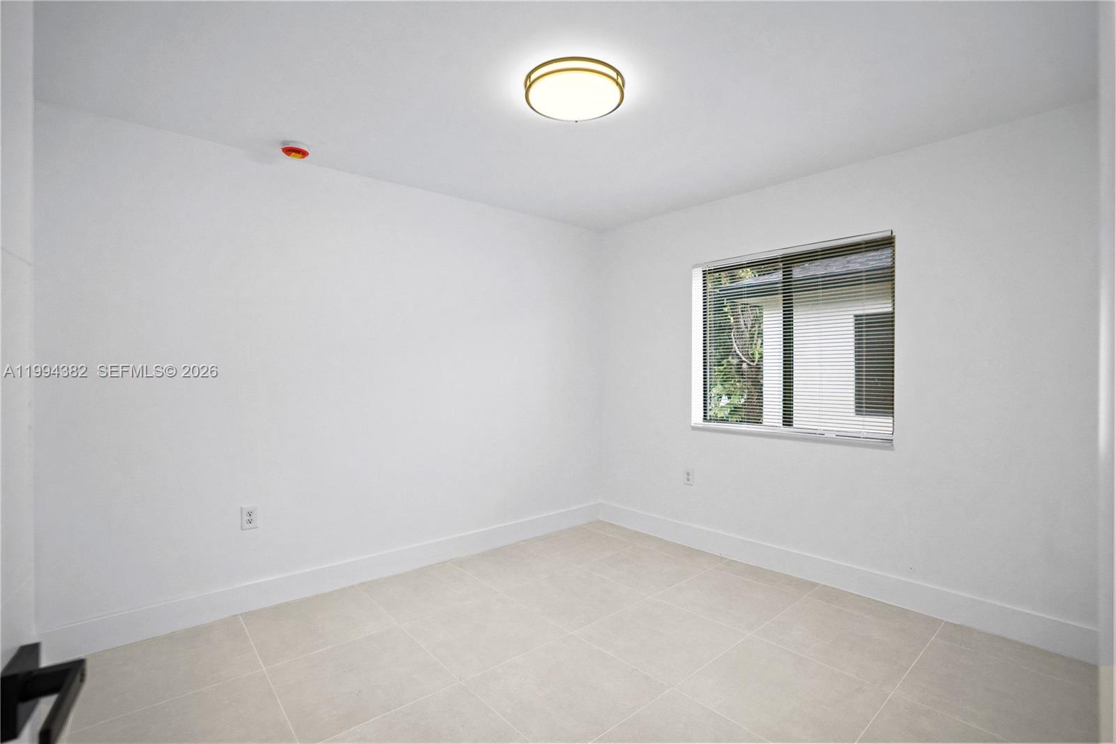 5823 Nw 30th Ave 5823 Property Photo 9