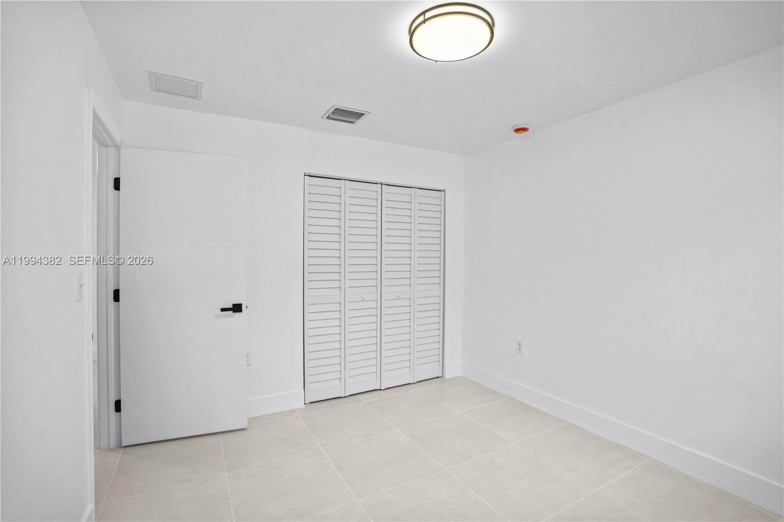 5823 Nw 30th Ave 5823 Property Photo 10