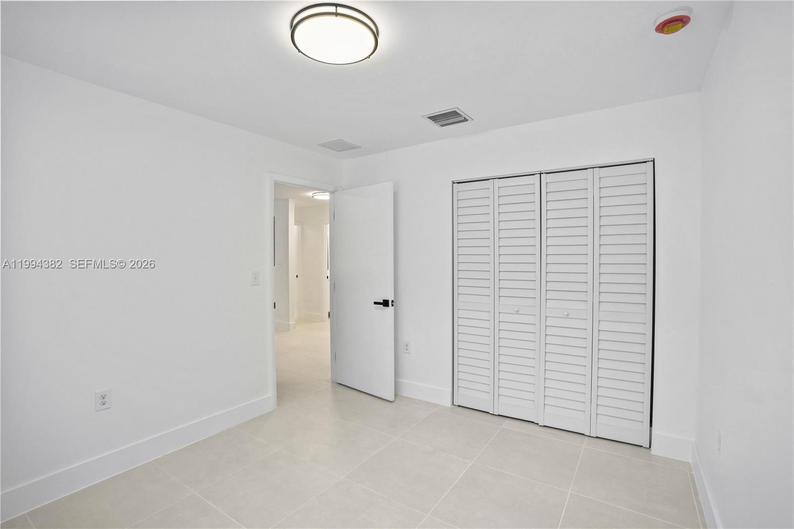 5823 Nw 30th Ave 5823 Property Photo 11