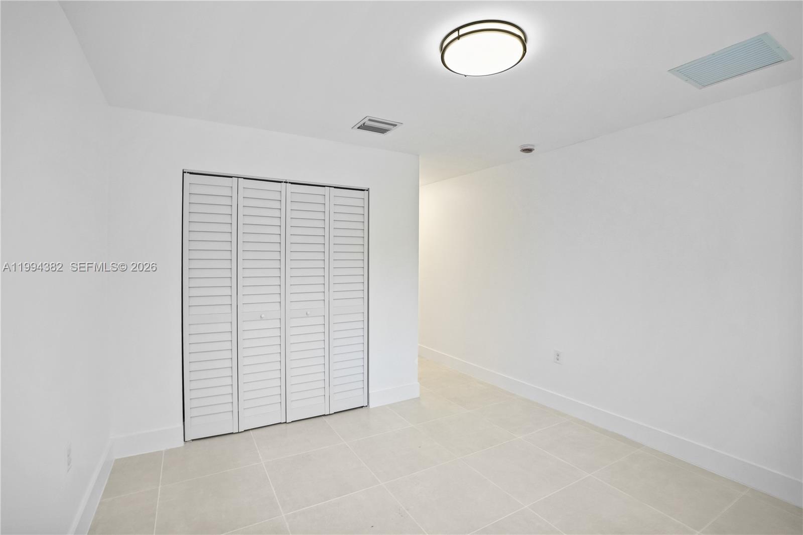 5823 Nw 30th Ave 5823 Property Photo 23