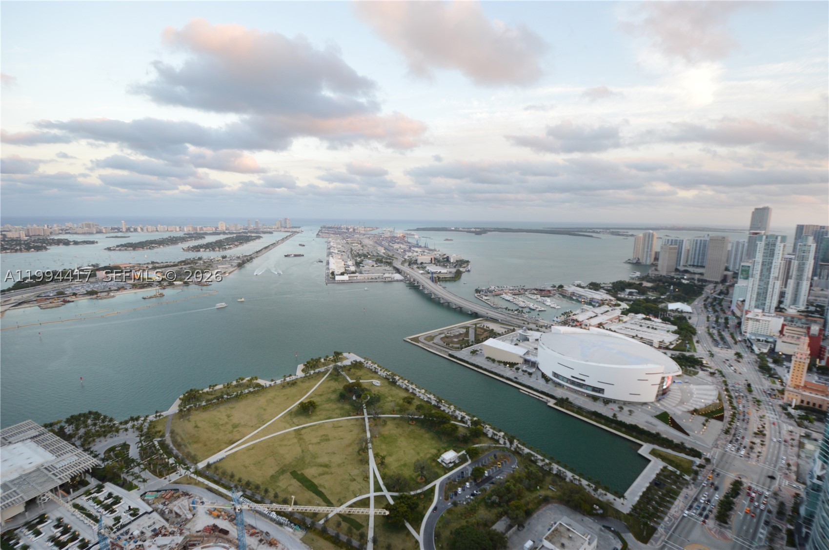 1100 Biscayne Blvd 6104 Property Photo 3