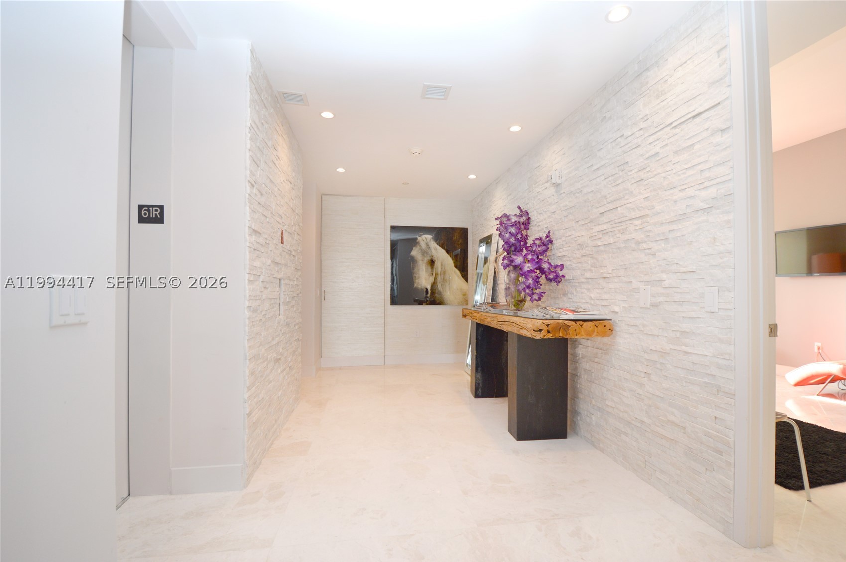 1100 Biscayne Blvd 6104 Property Photo 4