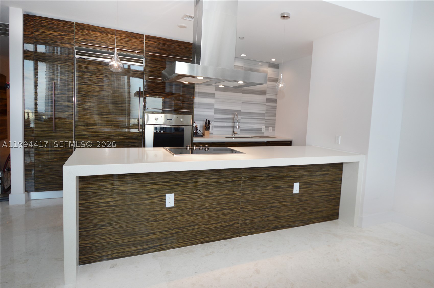1100 Biscayne Blvd 6104 Property Photo 9