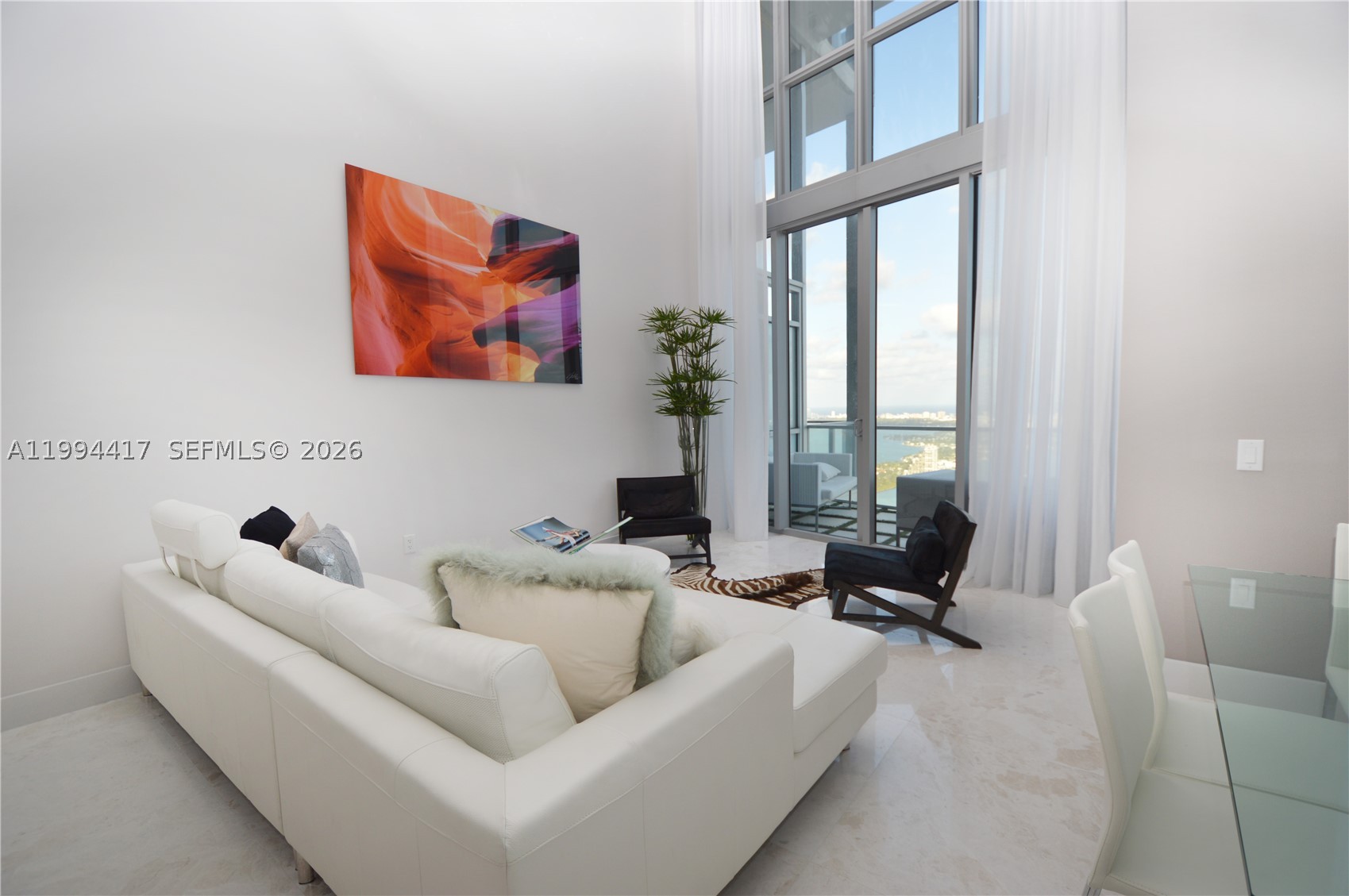 1100 Biscayne Blvd 6104 Property Photo 12