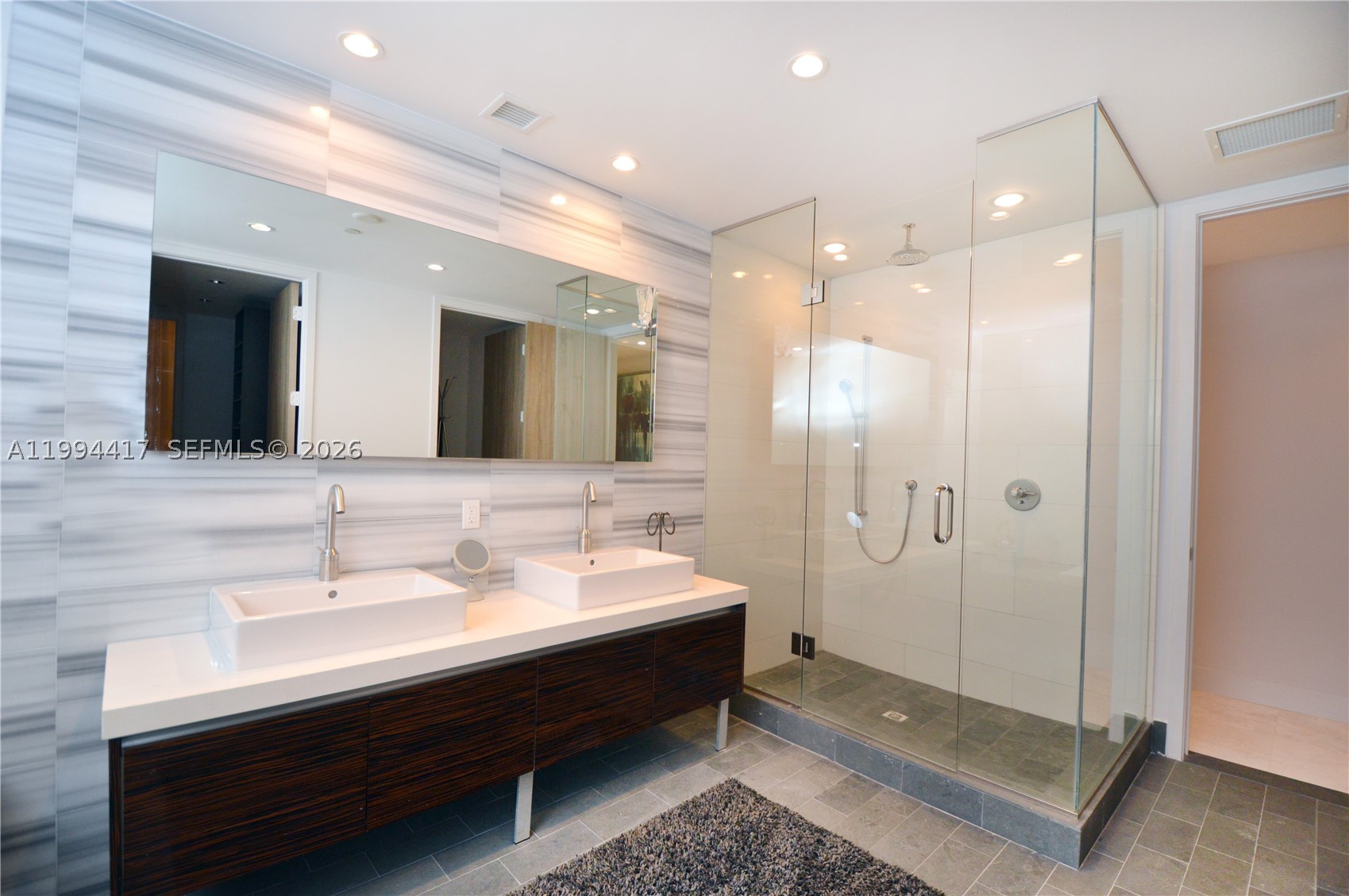 1100 Biscayne Blvd 6104 Property Photo 19
