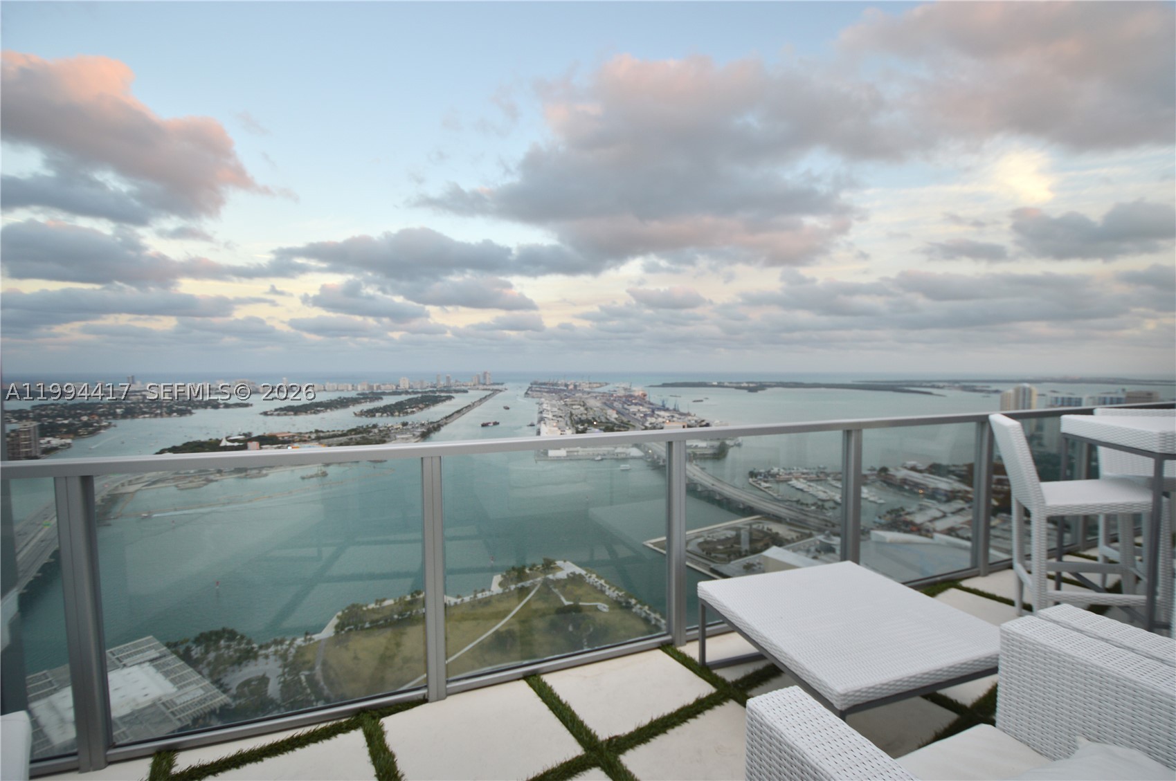1100 Biscayne Blvd 6104 Property Photo 31
