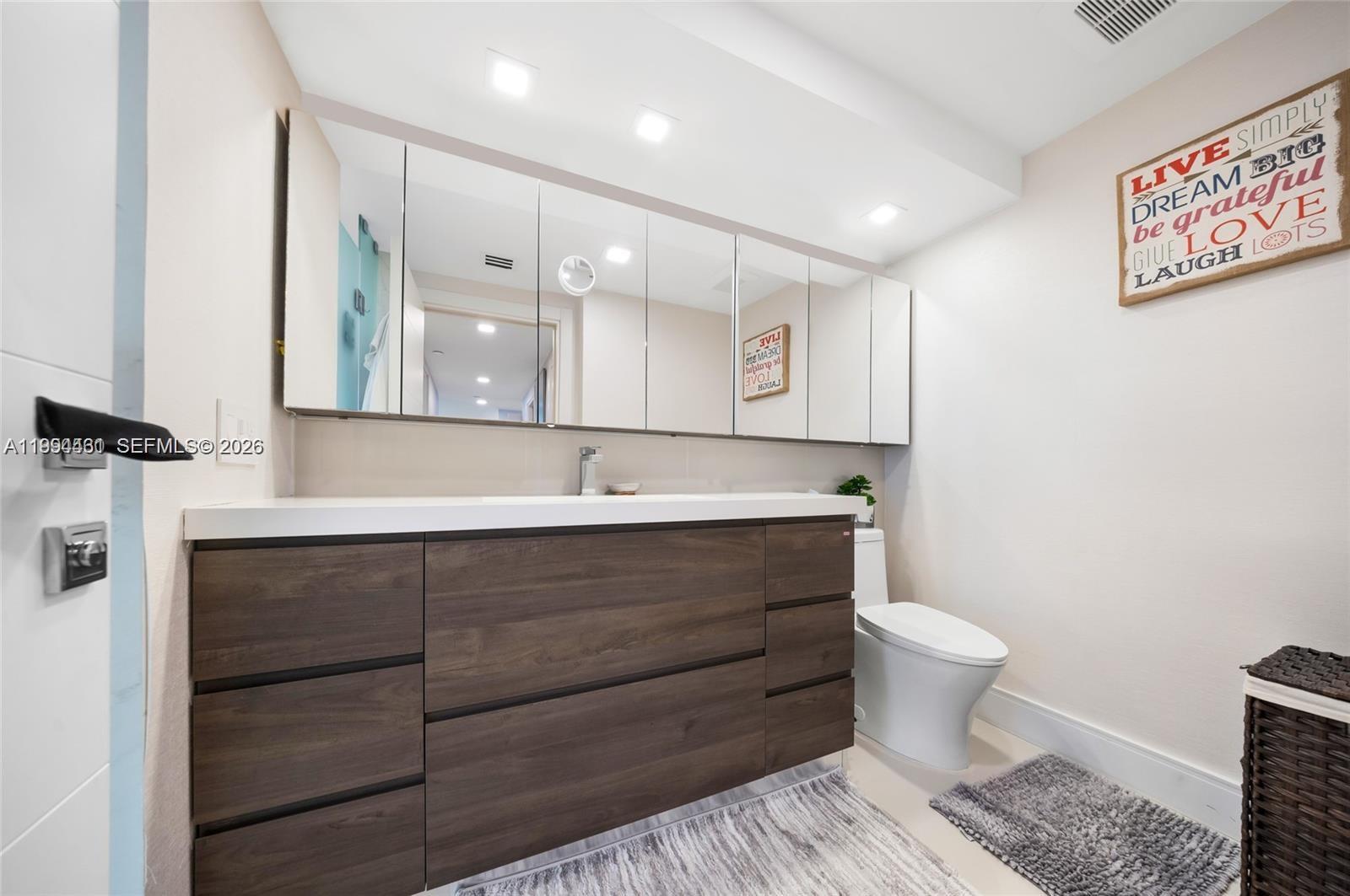 1581 Brickell Ave 506 Property Photo 12