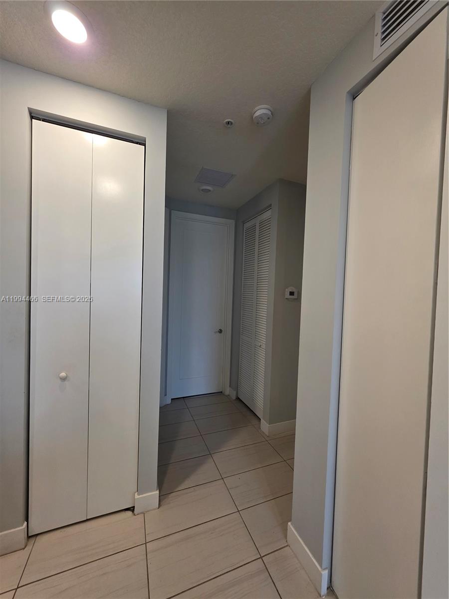 A11994466 Property Photo 18