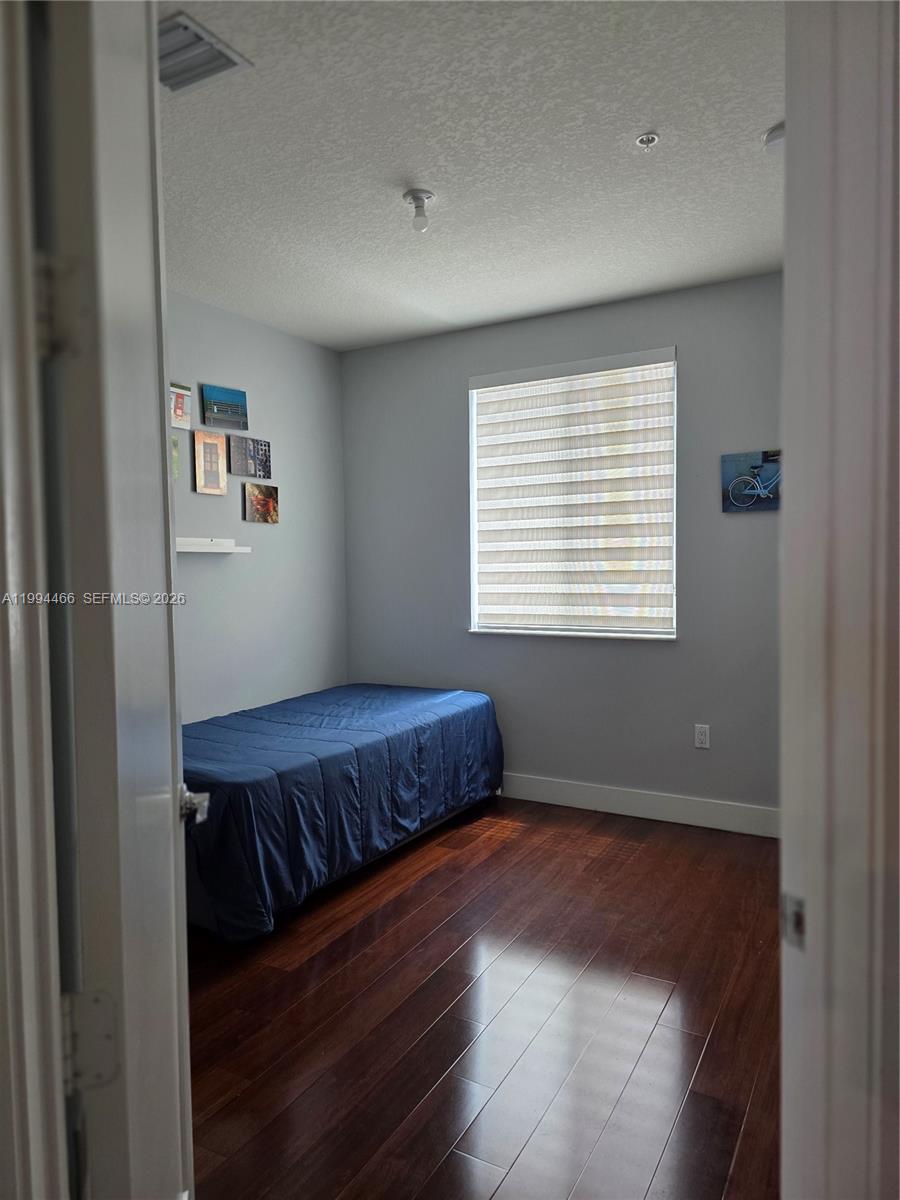 A11994466 Property Photo 19