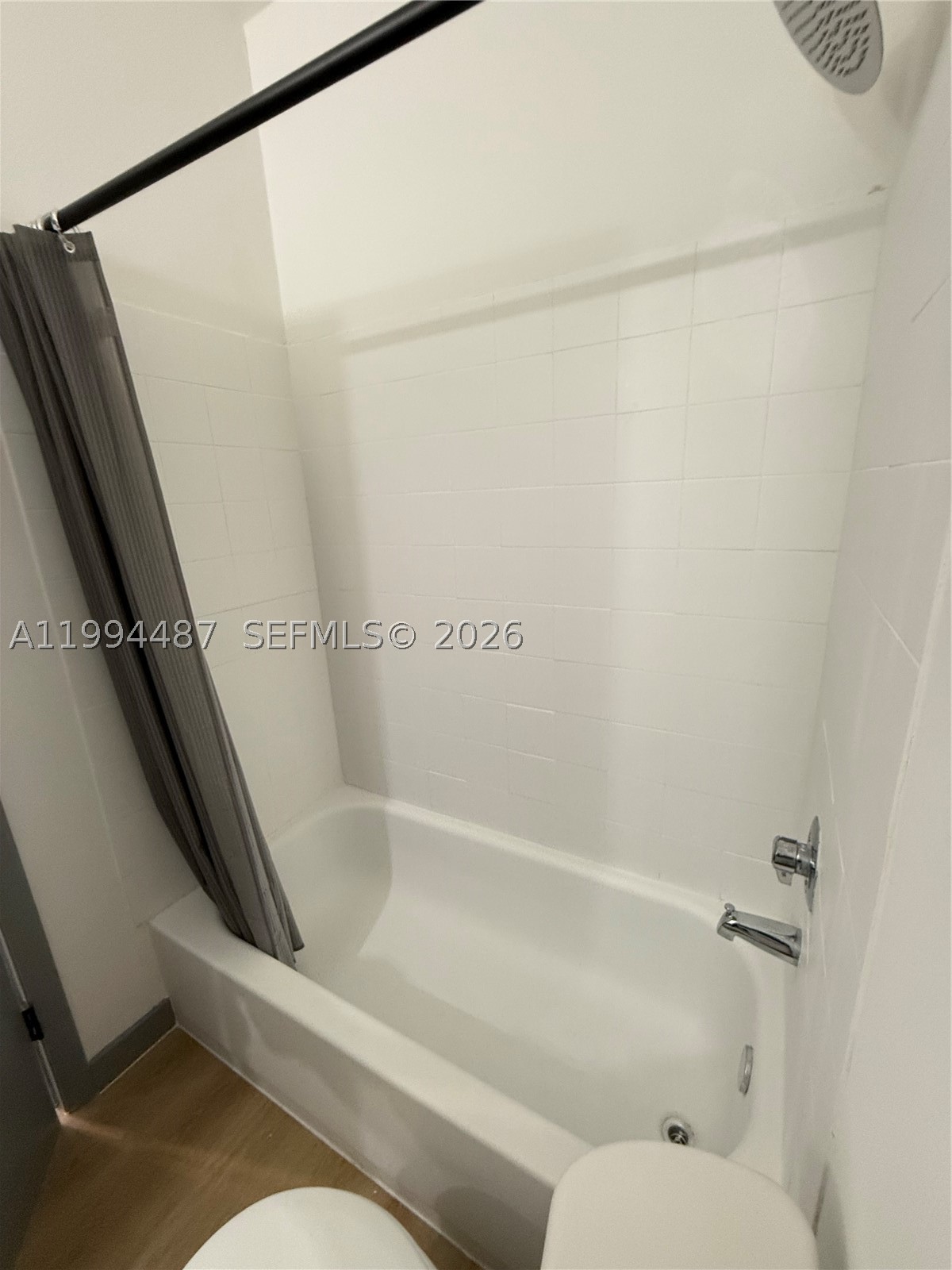 1320 Drexel Ave 302 Property Photo 15